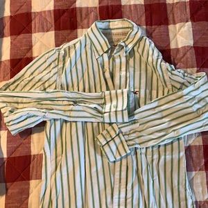 Men’s Hollister button down shirt